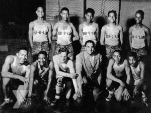 A basketball team photo.